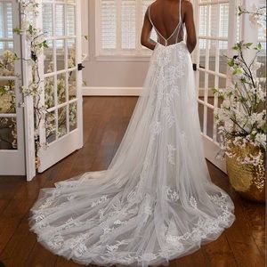 ESSENCE OF AUSTRALIA D3324 wedding dress (color “Rum”)